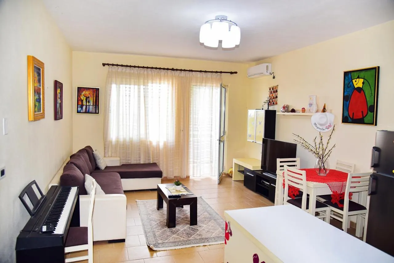 White Sea View Apartment Velipoje